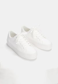 PULL&BEAR BASIC CHUNKY - Sneakers - white
