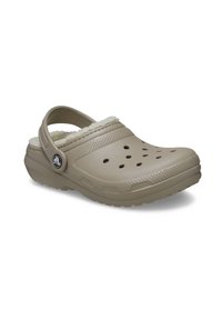 Beige klompen met een gestructureerd oppervlak, een ronde neus en een zachte fleece voering. Voorzien van ventilatiegaten en een achterband voor een veilige pasvorm.