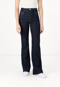 ONLY - ONLSANDRA ZIP BOX - Flared jeans - dark blue denim Miniatyrbilde 1
