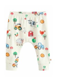 Crème babyspeelbroekjes met kleurrijke boerderijthema illustraties, waaronder tractors, koeien, schapen, kippen, appels, bomen en zonnen.