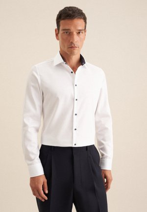 BUSINESS SHAPED - Zakelijk overhemd - white