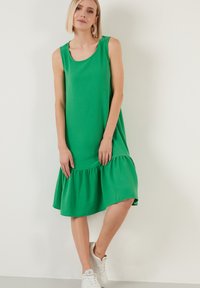 LELA REGULAR FIT  - Vapaa-ajan mekko - benetton color