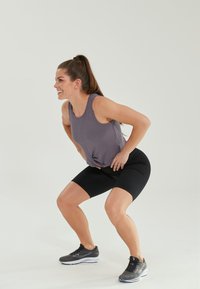 Endurance MAIDON - Shorts -  black