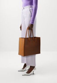 Coccinelle MYRTHA MAXI LOG - Tote bag - cuir