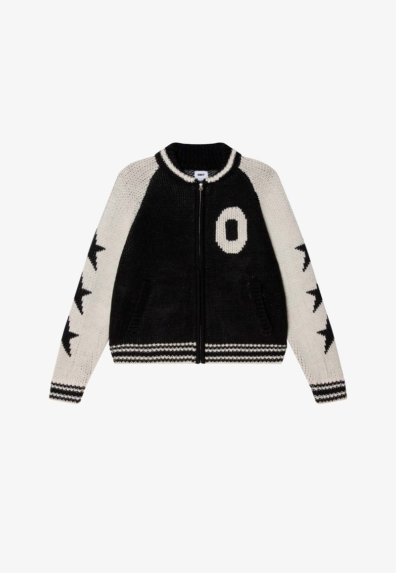 Gebreide ritscardigan in zwart en crème met sterpatronen op de mouwen en een 'O' logo op de borst. Geribde kraag en zoom.