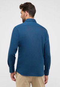 Eterna FLANELLHEMD - MODERN FIT - Camicia elegante - midnight