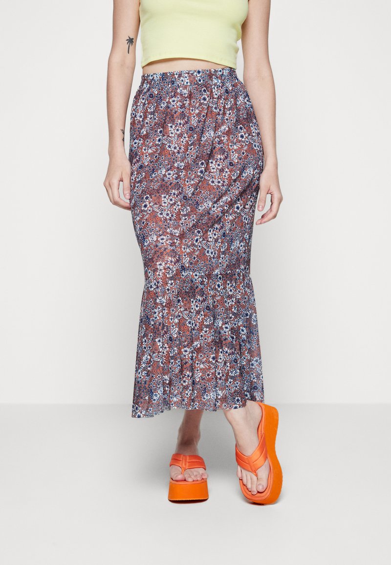 Soaked in Luxury BRILEY SKIRT Falda larga amber brown/marrón Zalando.es