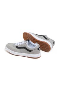 Vans CRUZE 3.0 UNISEX - Sneakers basse - medium grey