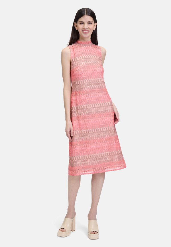 MIT STEHKRAGEN - Freizeitkleid - rosa taupe