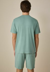 Next REGULAR FIT SHORT SLEEVE SET - Nattplagg set - sage green