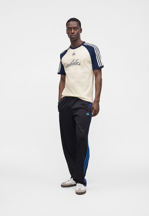 adidas Originals, BASEBALL TEE UNISEX - Μπλουζάκι με στάμπα - off-white/dark blue