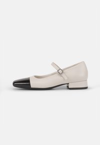 DEBBI - Klassiske pumps - off white/black