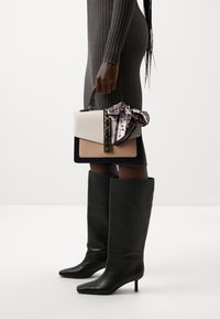 ALDO CAILLA - Bolso de mano - bone/multi-coloured
