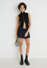 Weekday HIGH NECK ZIP VEST - Bodywarmer - black