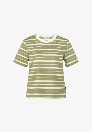 T-shirt vert à manches courtes avec des rayures horizontales blanches et beiges, et un col rond blanc, présenté sur un fond blanc.