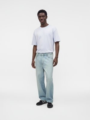 Only & Sons, Loose-fit ONSFADE Mid waist Loose Fit - Bő szabású farmernadrág - light blue denim