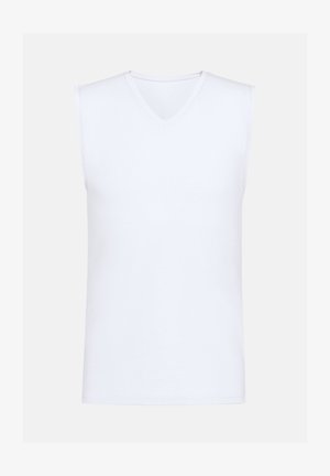 Witte mouwloze V-hals shirt met een eenvoudige voorkant en een aansluitende vorm, weergegeven tegen een neutrale grijze achtergrond.