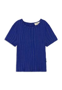 T-shirt bleu à manches courtes en tissu texturé avec des rayures verticales, présentant un col rond et une petite étiquette sur le côté.