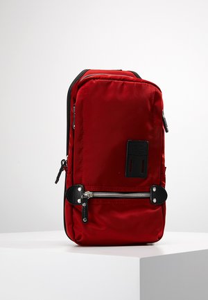 TAKAO NY - Across body bag - red