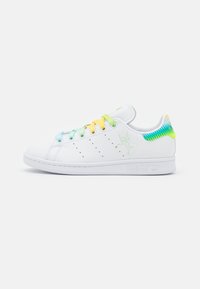 adidas Originals Sneakers - white