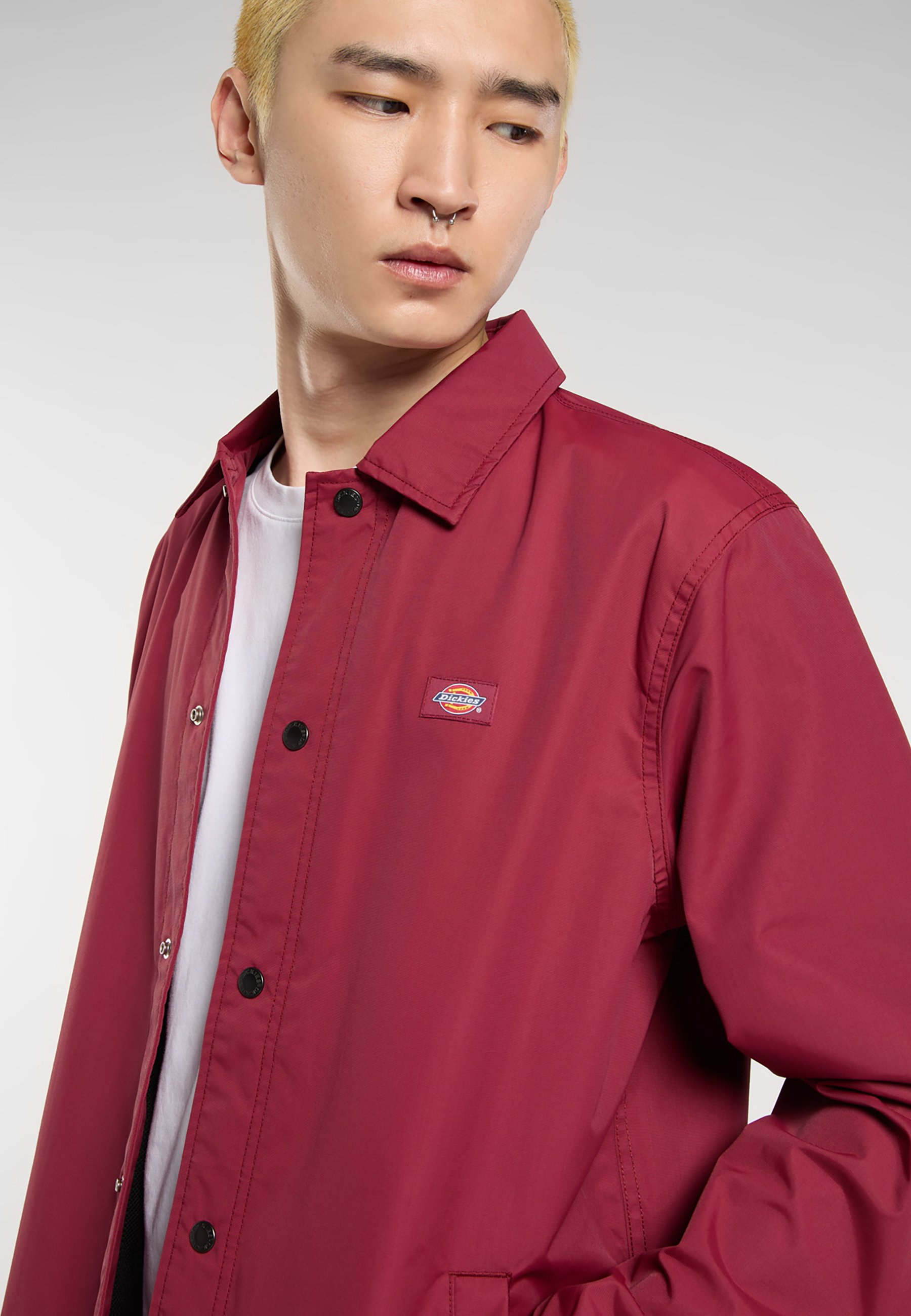 Dickies OAKPORT COACH - Summer jacket - tibetan red/dark red - Zalando
