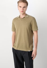 Les Deux EMMANUEL - Polo shirt - surplus green