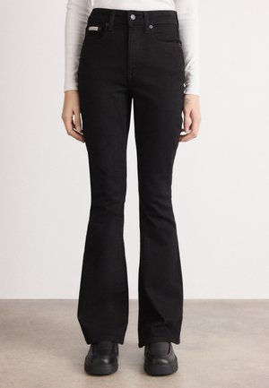 HIGH RISE FLARE  - Alt laienevad teksad - classic black