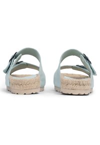 FRED MARTIN COLLECTION NICE - Pantofle - formentera suede