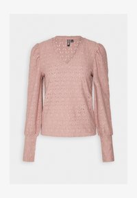 Unselected, woodrose