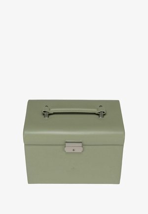 Boîte de rangement rectangulaire en cuir vert avec un fermoir en métal argenté, une poignée supérieure et une texture lisse. Design compact avec un style minimaliste.