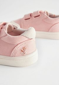 Next MACHINE WASHABLE WIDE FIT - Lauflernschuh - pink