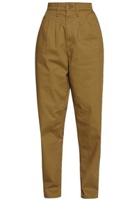 Pantalones de tiro alto color marrón claro, con pliegues, que cuentan con un solo botón en el frente y pasadores para cinturón. Confeccionados en un tejido liso y duradero.