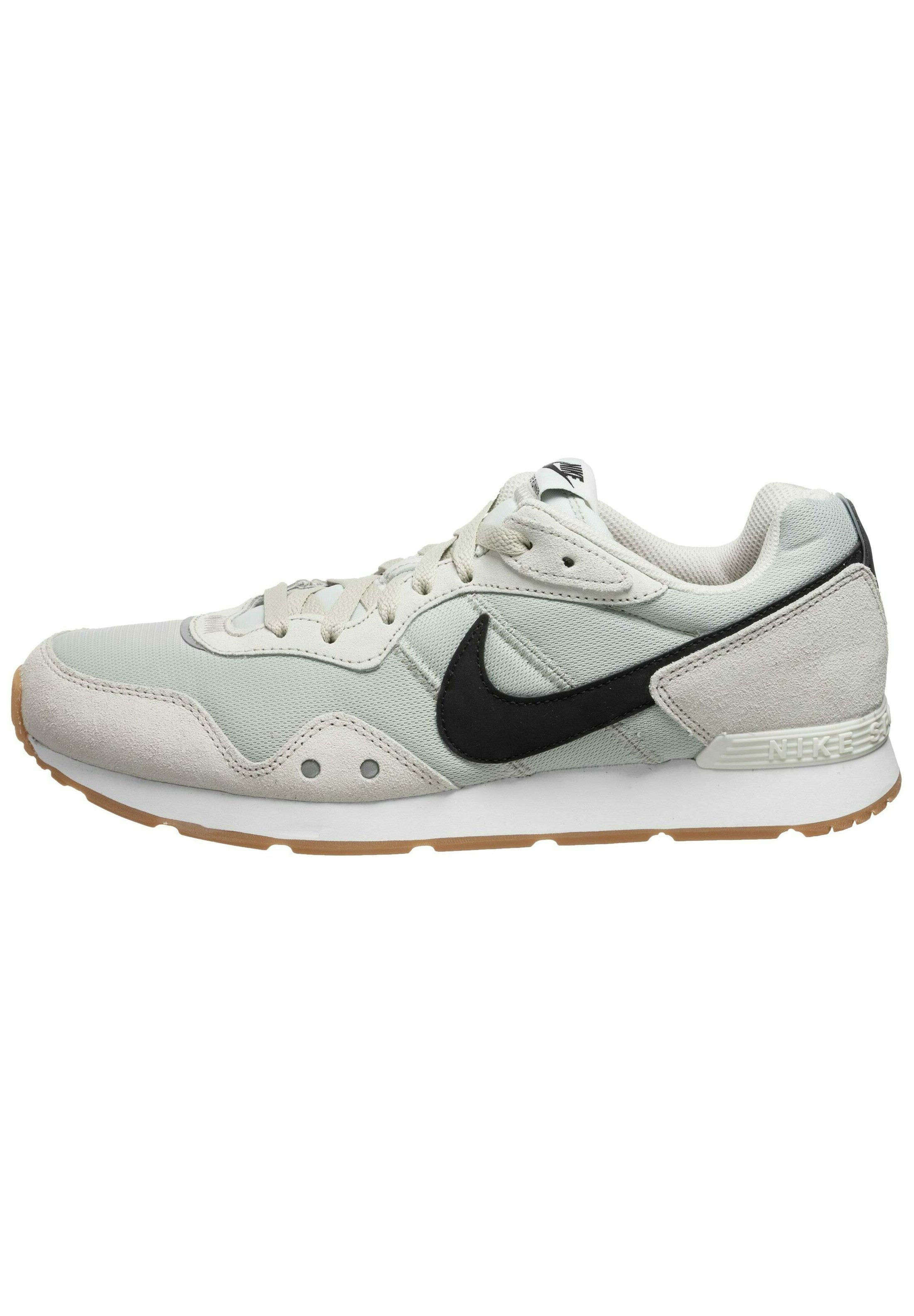 light bone/black sail gum light brown 