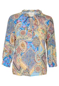Blusa a maniche lunghe con stampa paisley multicolore. Presenta un colletto arricciato e un dettaglio con fiocco. Il tessuto ha una consistenza liscia e leggera.