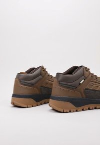 LOIS Jeans Zapatillas altas - brown