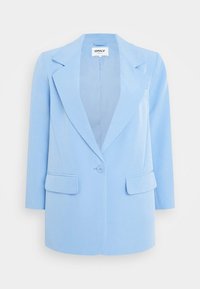 Lichtblauwe blazer van zachte stof, met een reverskraag, sluiting met één knoop en twee voorkruiszakken. Eenvoudig ontwerp met lange mouwen.