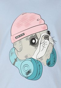 Unselected, it blue headphones