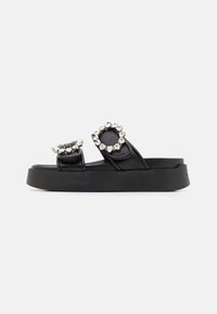 CHIARA FERRAGNI Platt slip-in - black