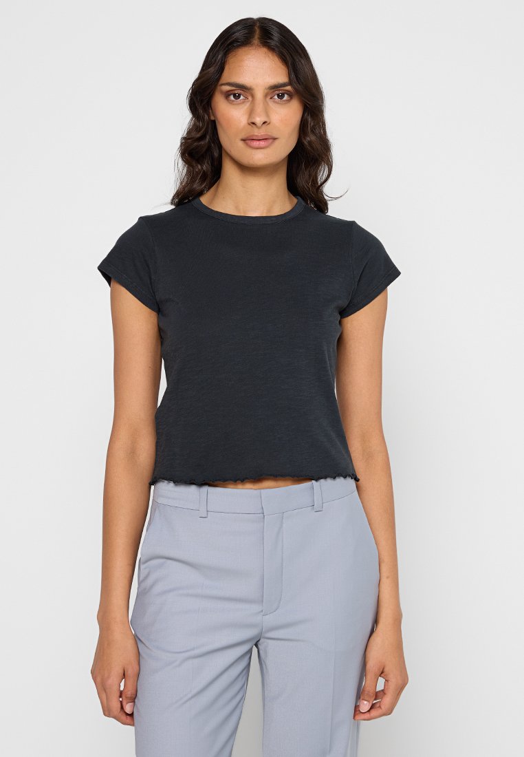 Mango T-shirt basic donkergrijs Mango T-shirt basic donkergrijs