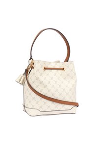 Torebka wiaderkowata w off-white skórze o teksturze z delikatnym wzorem, brązowymi skórzanymi akcentami, złotymi elementami metalowymi oraz odczepianym paskiem.