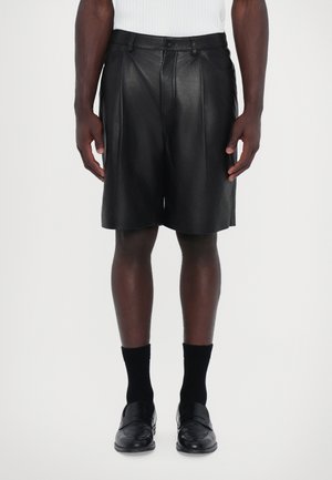 SHORT - Shorts - black