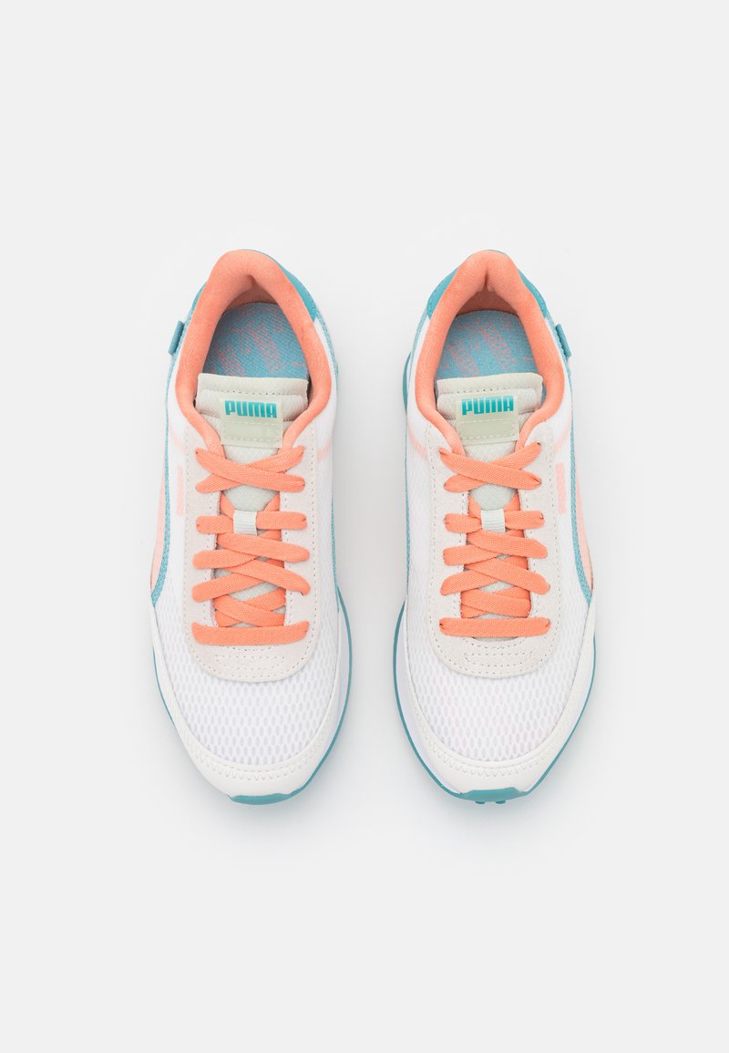 Damen Sneaker low | Puma FUTURE RIDER LUMINOUS Sneaker low white/porcelain/mehrfarbig - AM59302 Damen Sneaker low | Puma FUTURE RIDER LUMINOUS Sneaker low white/porcelain/mehrfarbig - AM59302
