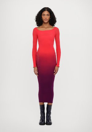 Sinead Gorey DIAMOND SEAMLESS DRESS - Day dress - red/purple