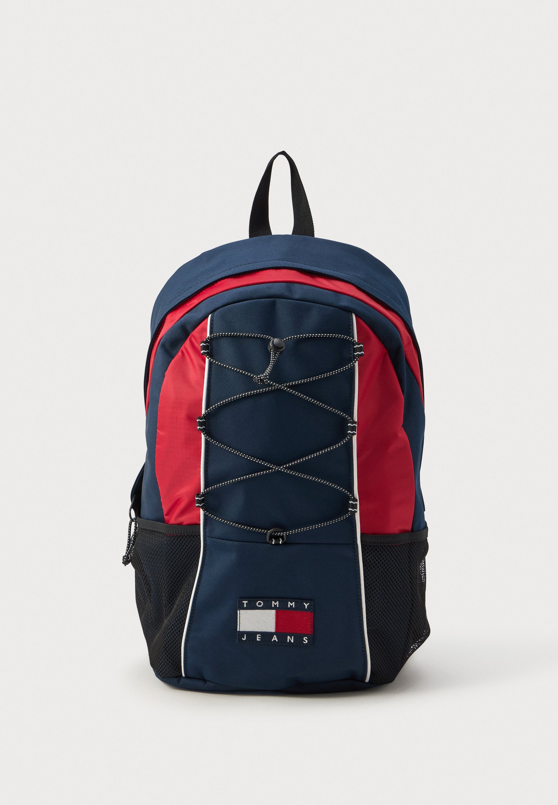 Tommy Jeans ARCHIVE COLOUR-BLOCKED SKATEBOARD STRAPS BACKPACK