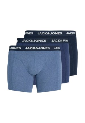 Trois paires de boxers pour hommes dans des nuances de bleu avec des ceintures noires affichant le logo Jack & Jones en blanc.