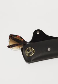 Ray-Ban CLUBMASTER WAY - Sluneční brýle - pink tortoise