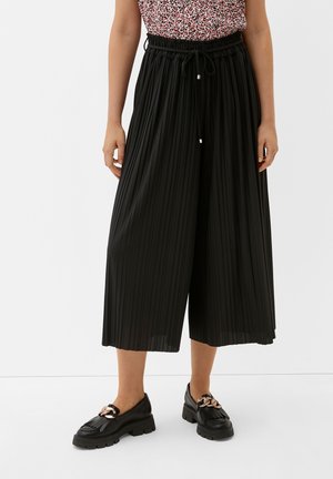 CULOTTE MIT PLISSÉEFALTEN - Shorts - schwarz