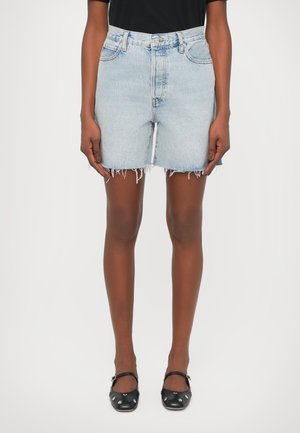 THE TIMELESS SHORT - Denim shorts - light blue
