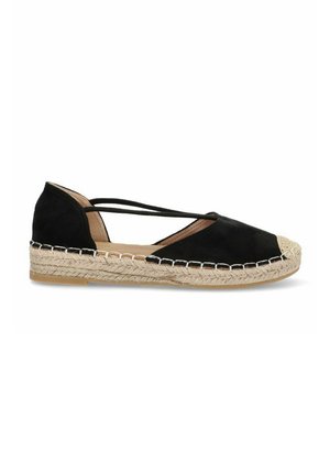 Espadrille de ante negro con puntera redondeada, suela de yute trenzado y cintas envolventes. Con detalle de trenzado de yute a lo largo de la suela.