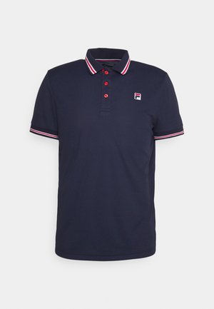 Granatowa koszulka polo wykonana z bawełny, z trzema guzikami z przodu, czerwonymi guzikami akcentującymi oraz paskowanym, ściągaczem kołnierzyka i mankietów. LOGO na lewej piersi.